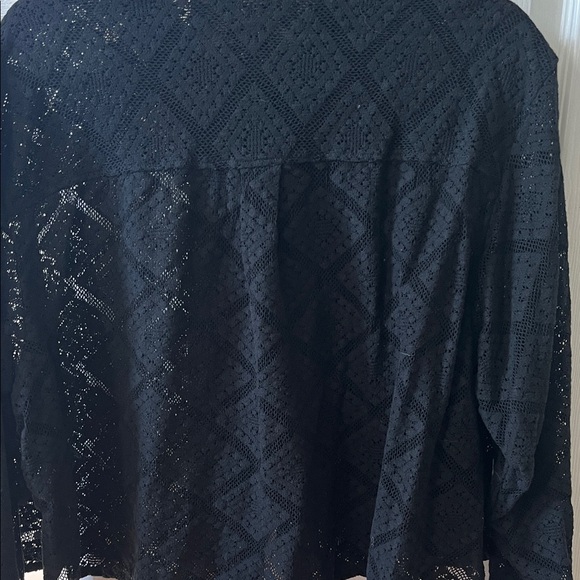 GAP Elegant Black Lace Shirt - Picture 4 of 4